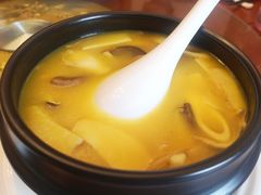 豆汤野菌-吉祥格桑花开素食餐厅