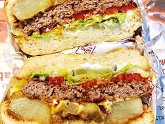 -The Habit Burger Grill 哈比特汉堡(爱琴海店)