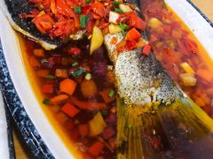 剁椒鱼头-万景饭店·鱼街农家菜