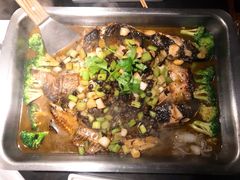 -辣尚瘾·烤鱼·新川菜(交大直营店)