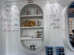 -唯儿诺儿童医院·儿科·眼科(新天地店)