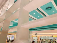 大堂-姚姚酸菜鱼·金戈戈香港豉油鸡(喜荟城联名店)