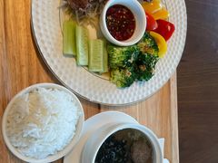 -天际餐厅(广州珠江新城假日酒店)