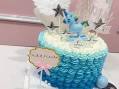 网红小马渐变色动物奶油蛋糕-艾加柒克蛋糕茶歇甜品台(春熙路店)