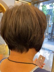 -蓝调造型·烫发·染发