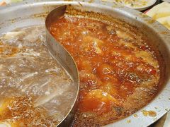 -沸炉重庆老火锅(军事博物馆店)