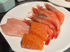 -钱小奴海鲜自助黑金店(杭州滨江龙湖店)