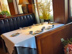 -八府香鸭·啫啫煲(华山路店)