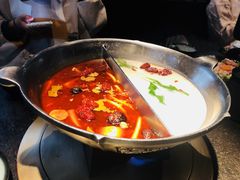 双拼锅底-湊湊火锅·茶憩(新中关购物中心店)
