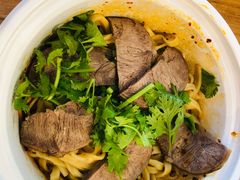 秘制麻辣牛腱版面-康師傅私房牛肉面(浦机三店)