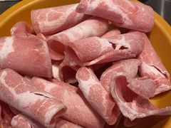 -龍歌自助小火锅(市北CBD万达店)