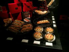 -Salon de The de Joel Robuchon(外滩18号店)