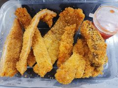 -同济大学本部学苑饮食广场