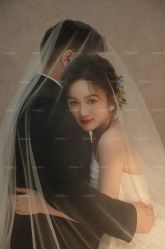 -雪中彩影婚纱摄影·微光艺术中心