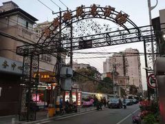 -溪岸路花鸟市场