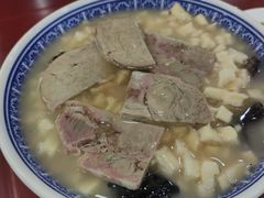 羊肉泡馍-老回回烩面馆(左家庄店)