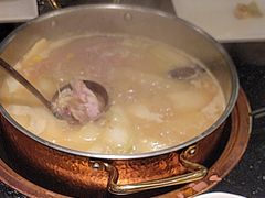 -得意咚瓜·顺德鱼生·冬瓜火锅(深圳首店)