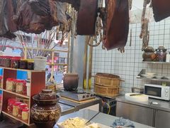 -佬缸炮江湖川菜(玉林店)