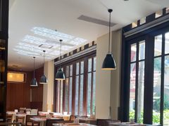 -亚龙湾希尔顿自助餐厅·海鲜·烧烤·沙滩BBQ·现场乐队
