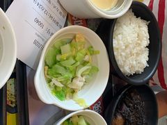 -老娘舅餐厅(黄龙体育中心店)