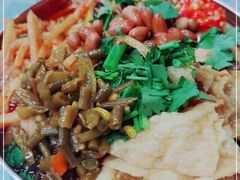 -红鼻子桂林米粉(金唐新光界店)