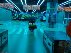 -世代星球·保龄球·镭战真人CS·团建(杨浦店)