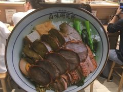 -狮头牌卤味研究所·卤味饭(花城汇南区店)