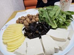 -撒拉人家.酸菜牦牛肉火锅