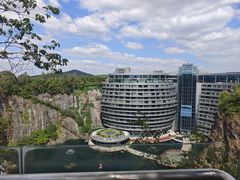 -蓝精灵乐园·世茂精灵之城主题乐园