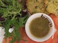 -LENBACH兰巴赫西餐啤酒坊(大连东港店)