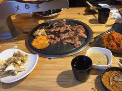 -韩呈黑牛家烤肉(太原街万达店)
