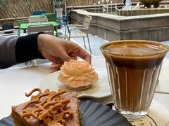 -潮一不贰·法式甜品·生日蛋糕·西式简餐(外滩店)