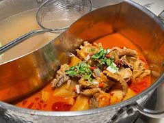 -左庭右院鲜牛肉火锅(浦江欢乐颂店)