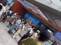 -星巴克(上海虹桥站2A检票口)
