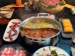 -鹿鸣山草本茶香火锅(园西路店)