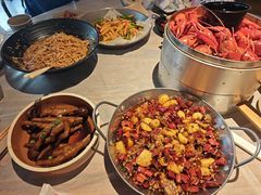 -巴厘龙虾·榜首油焖大虾(音乐学院·沿江酒馆店)