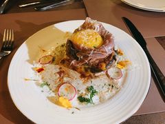 -Oasis Bar & Grill