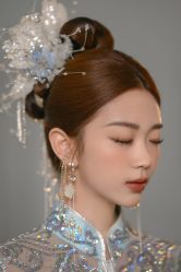 -艾米丽婚纱礼服