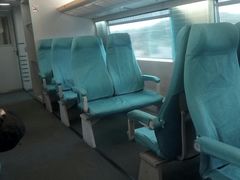 -龙阳路磁悬浮列车总站-停车场