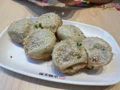 -小杨生煎(金山百联购物中心3楼店)
