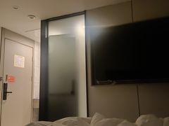 -七橙公寓(昌岗地铁站广州美术学院店)