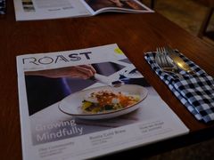 -ROAST coffee & eatery