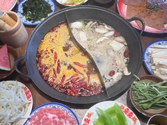 -萍姐火锅·公路夜市(武汉首店)