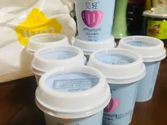 见轻酸奶-一鸣真鲜奶吧(双菱路店)
