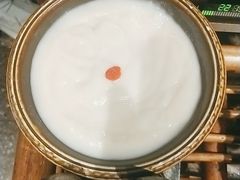 -老牌坊云南鱼豆花火锅(哈西万达店)