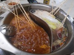 经典鸳鸯锅底-玉林串串香(大成路店)