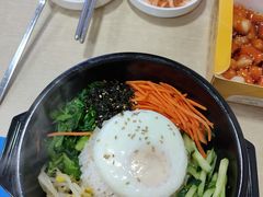 -拌来拌去石鍋拌飯(文鼎店)