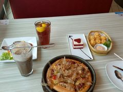 -必胜客(WOW贺州灵峰店)