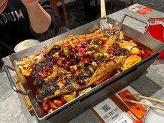 -鸣记脆皮烤鱼·海鲜烤鱼(马栏店)