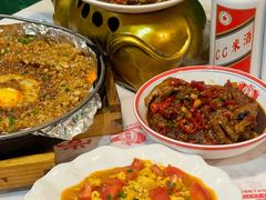 -堂瓦里·33年传统赣菜(第一街区店)